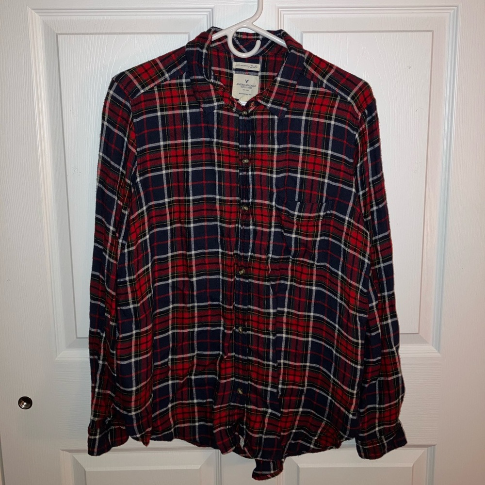 American Eagle “Ahh-mazingly” Soft Boyfriend Fit Flannel